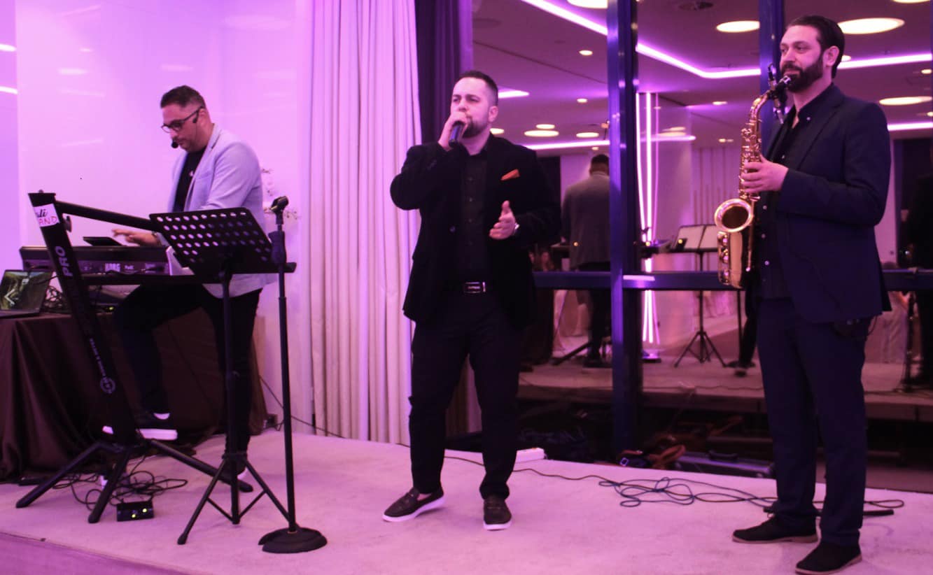 Dan albanskih učitelja i Međunarodni dan žena